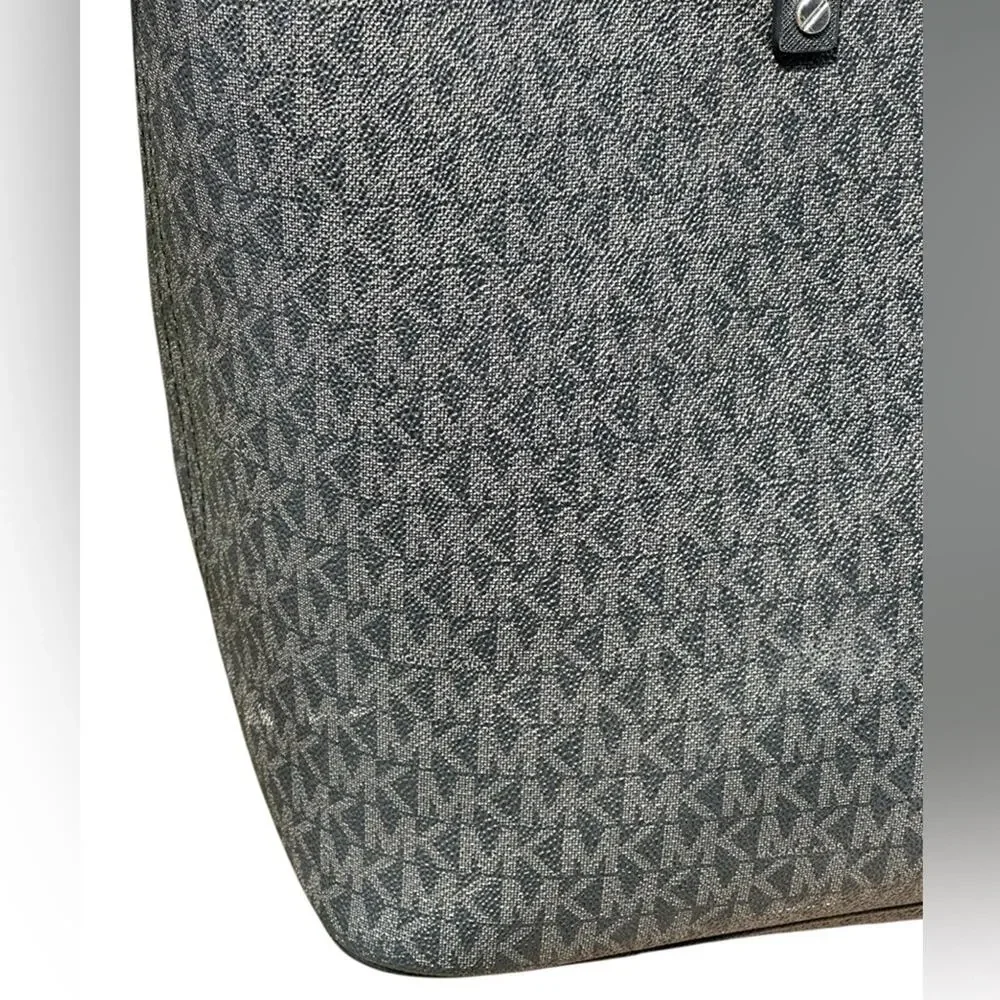 Michael Kors Black MK Logo Jet Set Travel Tote - Picture 4 of 12